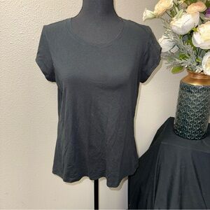 Tahari Black Essential Tee Scoop Neck Short Sleeve Soft Casual Top